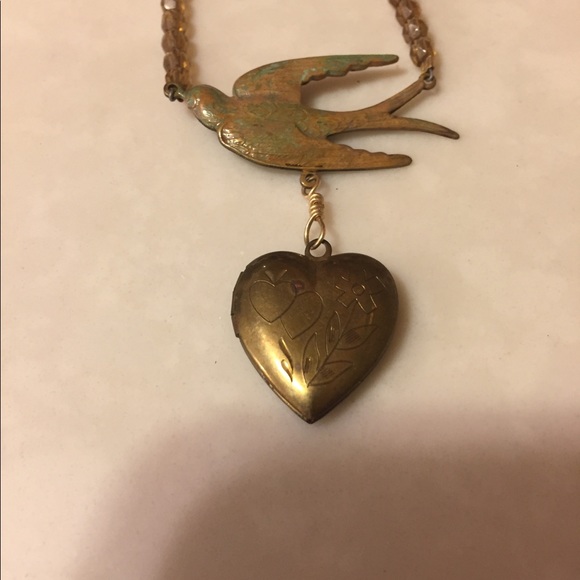 Artsy folksy brassy bird locket necklace - Picture 2 of 4